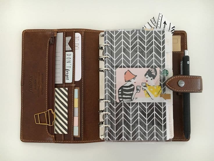 تصویر 3 از کلاسور چرمی دست‌ساز با کیفیت بی‌نظیر